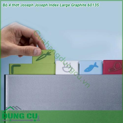 Bộ 4 thớt Joseph Joseph Index Large Graphite 60135 với thiết kế thon gọn kích thước vừa phải màu sắc bắt mắt  chất liệu nhựa tổng hợp cao cấp với 4 màu sắc tươi trẻ và sang trọng rất thuận tiện trong việc phân loại thực phẩm khác nhau