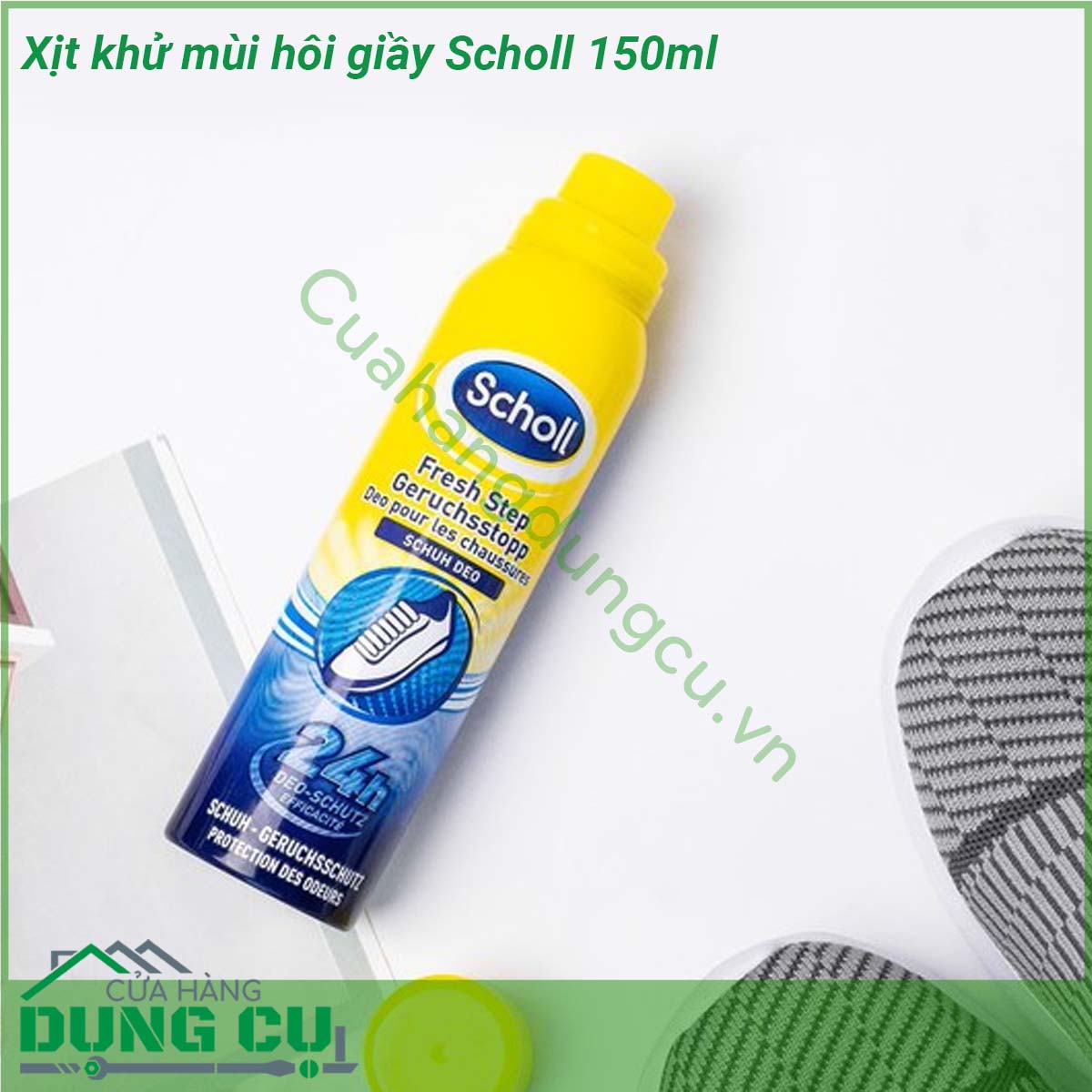 Xịt khử mùi hôi giày Scholl 150ml dạng chai xịt tiện dụng sản phẩm của Đức dành cho người thường xuyên phải đi giày người nhiều mồ hôi chân với khả năng loại bỏ mùi hôi khó chịu Sản phẩm dạng xịt được đóng chai 150ml tiện dụng Sản phẩm xịt khử mùi hôi giày phù hợp với những người thường xuyên mang giày hoặc giày để lâu trong tủ có mùi khó chịu cũng có thể được cải thiện nhanh chóng Sản phẩm loại bỏ vi khuẩn trong giày tất và để lại sự khô thoáng sạch sẽ và sự an tâm cho người sử dụng