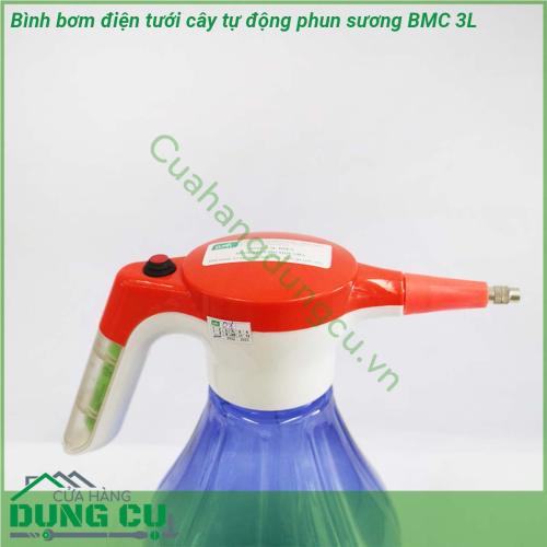 Bình bơm điện tưới cây tự động phun sương BMC 3L gọn nhẹ phù hợp với việc chăm sóc hoa cây cảnh phun thuốc diệt côn trùng trong gia đình  Sản phẩm sạc pin Lithium có thể phun xịt được 30 bình 3 lít sau mỗi lần sạc đầy