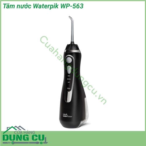 Tăm nước Waterpik WP-563 là máy tăm nước không dây tiên tiến nhất cho đến nay  Máy có thiết kế hiện đại sang trọng với hệ thống sạc pin nhanh bằng nam châm máy hoạt động êm ái có 3 cấp độ phun đầu phun có thể xoay 360 độ dễ thêm nước vào bình chứa (đủ nước sử dụng trong 45-60 giây tùy theo cấp độ phun) có thể sử dụng trong khi đang tắm