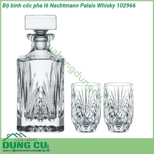 Bộ bình cốc pha lê Nachtmann Palais Whisky 102966 với thiết kế truyền thống và được làm bằng thủy tinh pha lê chất lượng cao những chiếc cốc Nachtmann 102966 Palais Whisky Tumblers tạo ra một bầu không khí rực rỡ lấp lánh và đảm bảo mang đến sự sang trọng và phong cách cho mọi dịp Bộ bình rượu pha lê Nachtmann 102966 Palais Whisky là một sản phẩm nằm trong bộ sưu tập Palais của thương hiệu pha lê cao cấp Nachtmann