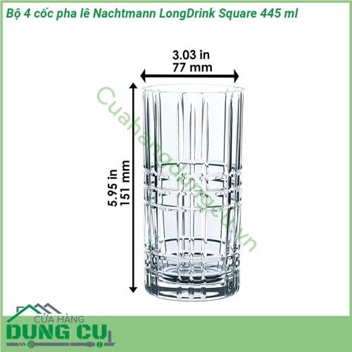 Bộ 4 cốc pha lê Nachtmann LongDrink Square 445 ml được làm bằng nguyên liệu pha lê trong suốt kết hợp với các họa tiết góc cạnh  phản chiếu ánh sáng tốt  Cốc phù hợp và an toàn để đựng tất cả các loại đồ uống đặc biệt là là những đồ uống có màu sắc như nước ép các loại trái cây