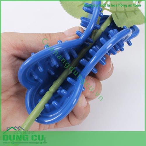 Dụng cụ tuốt lá hoa hồng an toàn