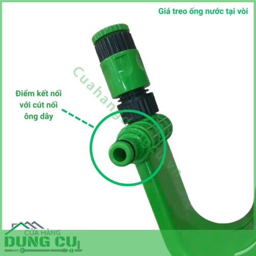 Giá treo ống nước tại vòi